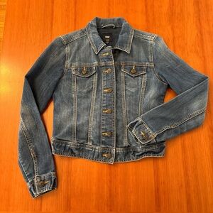 GAP Women's Classic Blue Jean Jacket